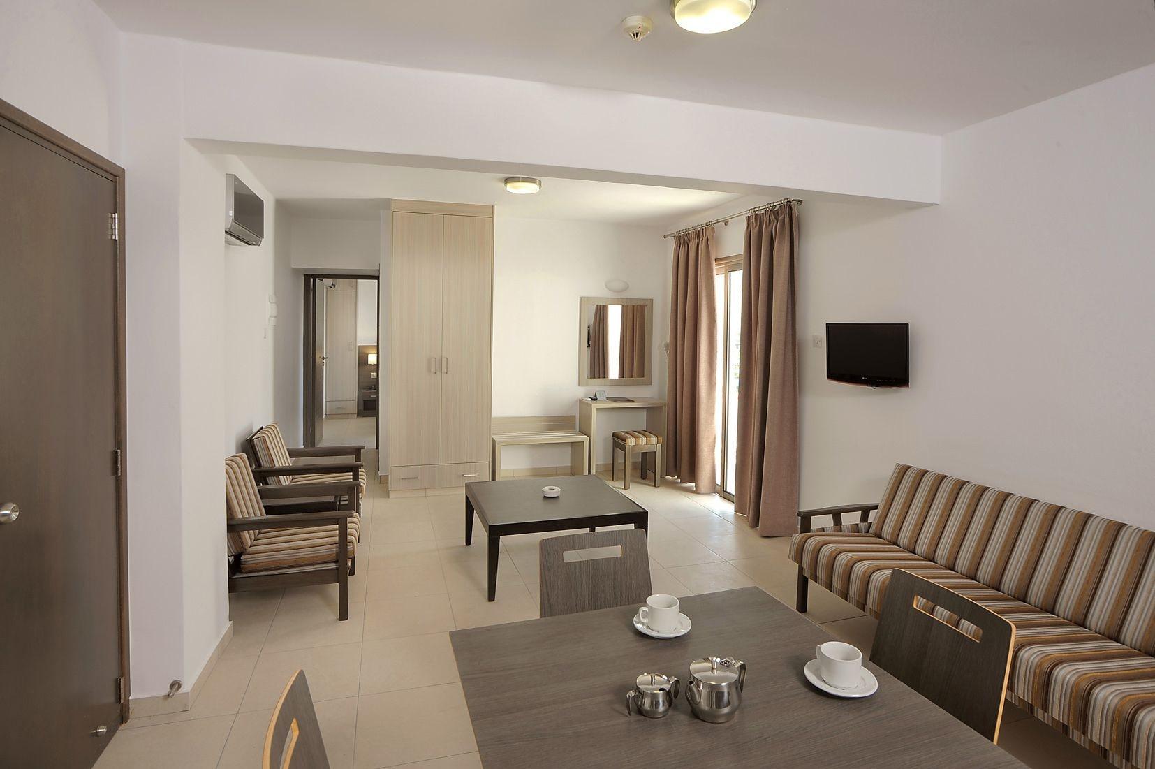 Petrosana Hotel Apartments Ayia Napa Exterior foto