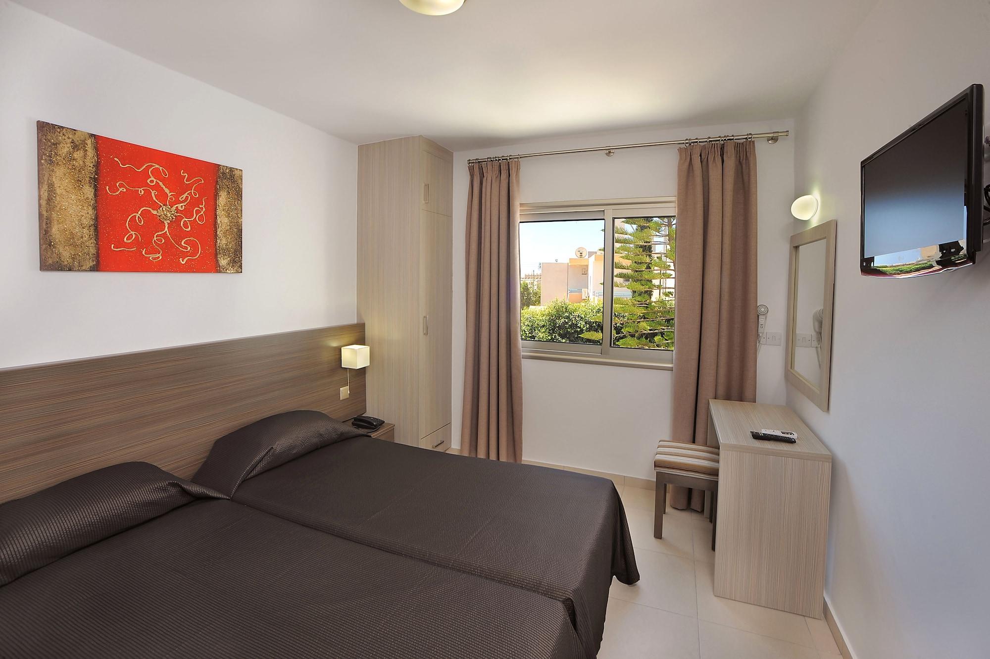 Petrosana Hotel Apartments Ayia Napa Exterior foto