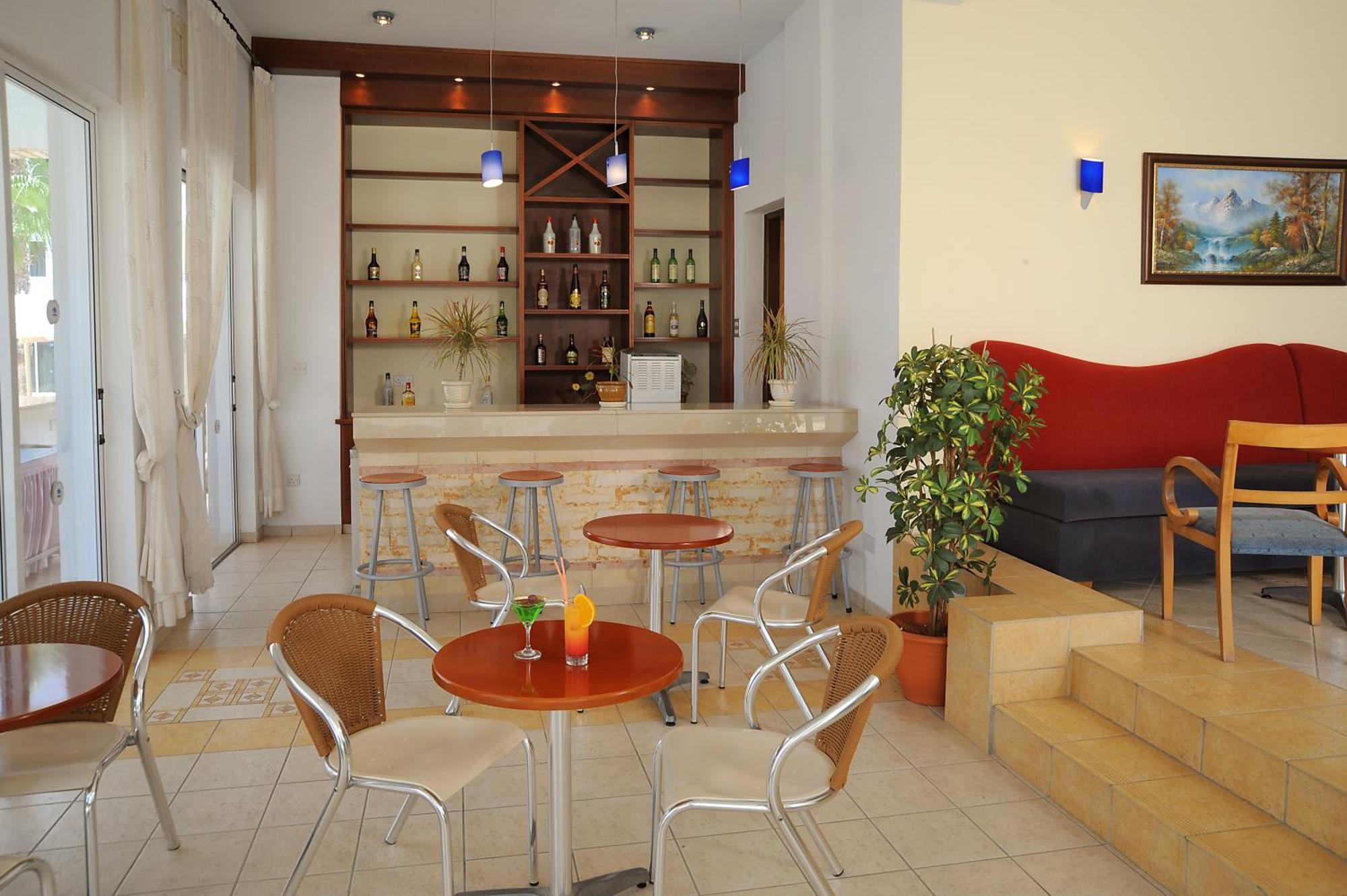 Petrosana Hotel Apartments Ayia Napa Exterior foto