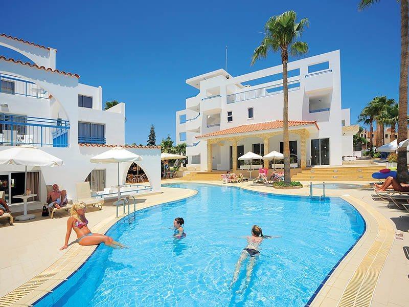Petrosana Hotel Apartments Ayia Napa Exterior foto