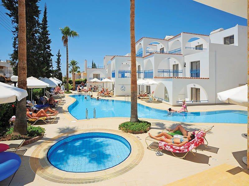 Petrosana Hotel Apartments Ayia Napa Exterior foto