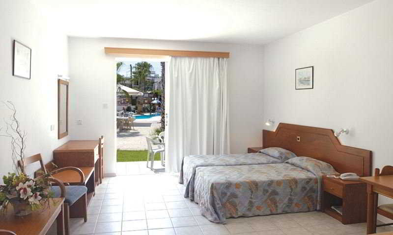 Petrosana Hotel Apartments Ayia Napa Exterior foto