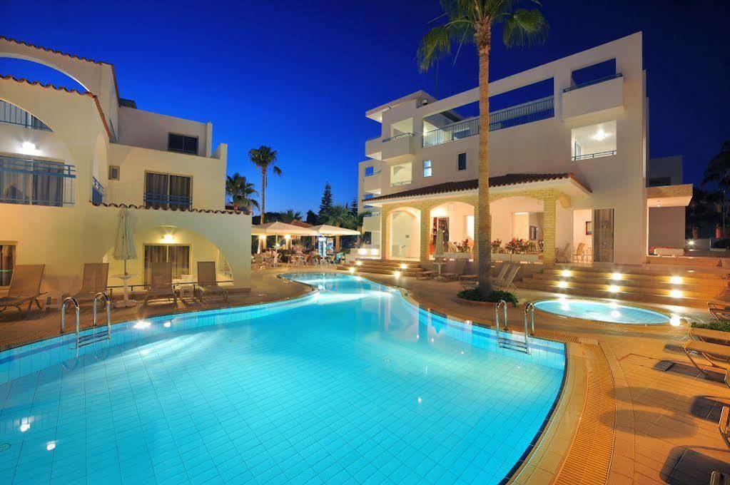 Petrosana Hotel Apartments Ayia Napa Exterior foto